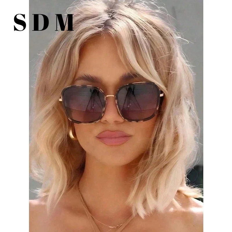 1pc Square Leopard Gyaru Style Exquisite Popular Design Summer Travel Essentials Fashion Accessorie For All Face Shapespv
1pc Square Leopard Gyaru Style Exquisite Popular Design Summer Travel Essentials Fashion Accessorie For All Face Shapespv