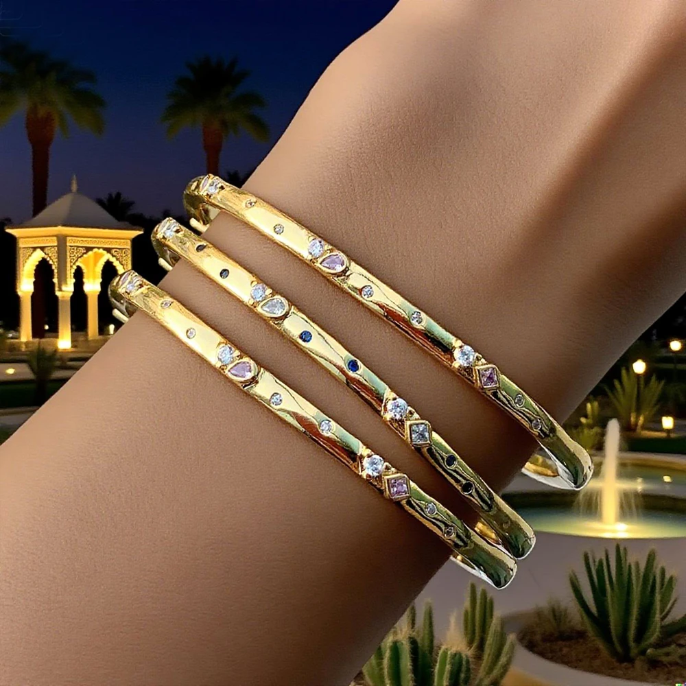 NEW HOT sale Gold Plated Fashion Women Jewelry Paved Geometric CZ White Blue Pink Zirconia Band Open Bangles
NEW HOT sale Gold Plated Fashion Women Jewelry Paved Geometric CZ White Blue Pink Zirconia Band Open Bangles