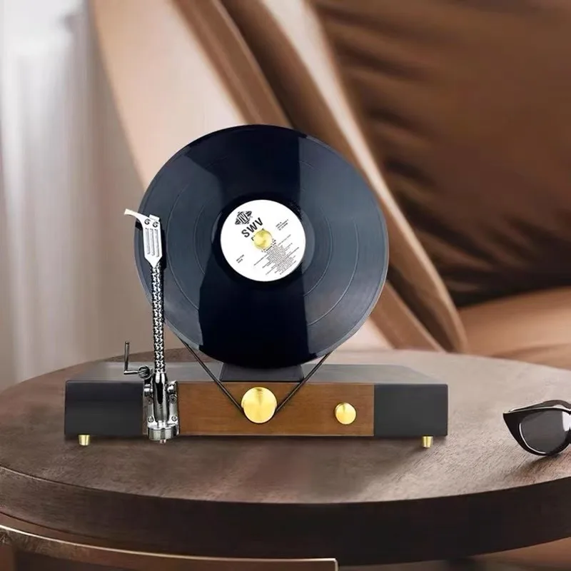 Modern light luxury simulation vertical vinyl record player phonograph creative ornament desktop porch decoration model room
Modern light luxury simulation vertical vinyl record player phonograph creative ornament desktop porch decoration model room