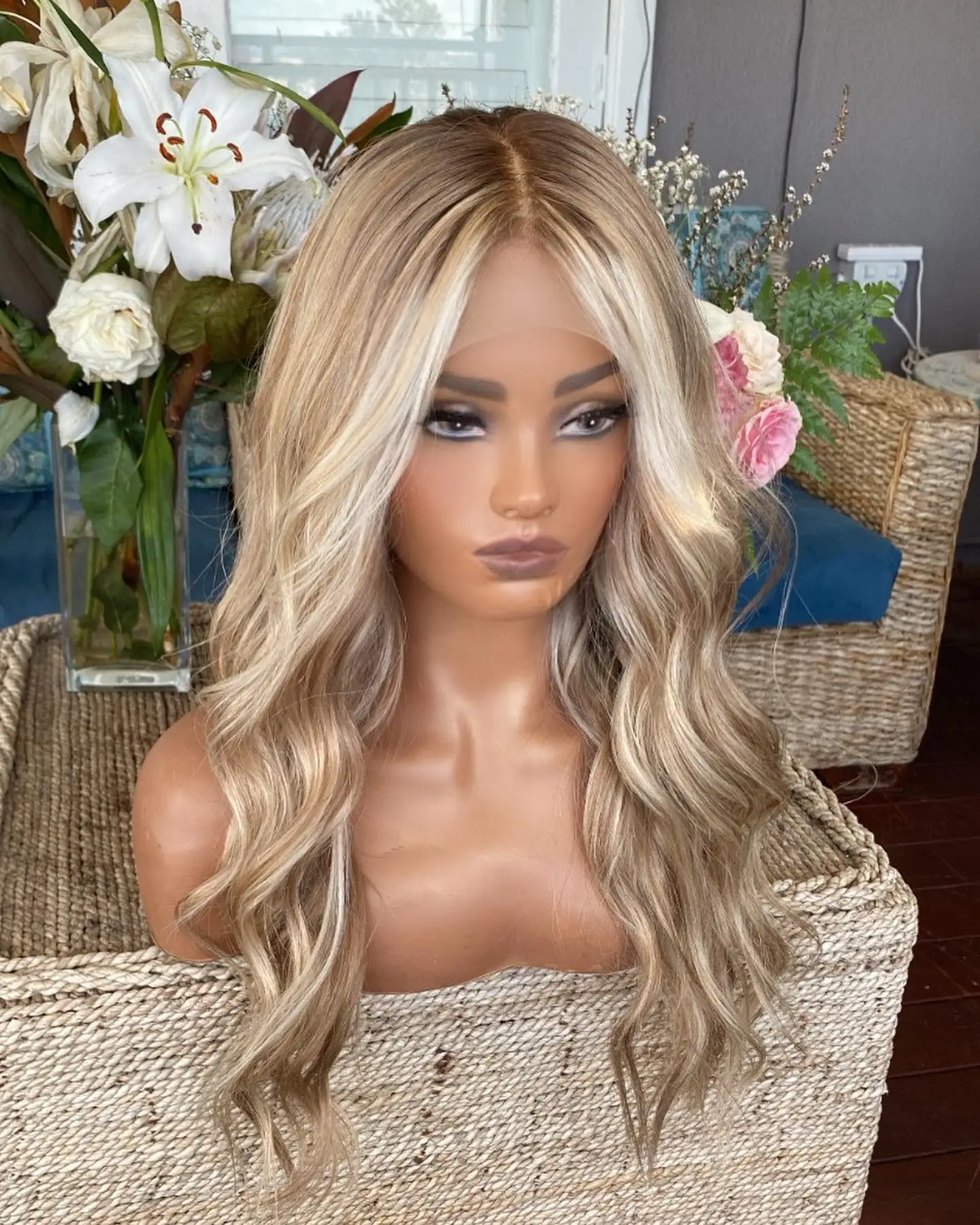 High Quality Natural Fiber Wig Natural Blonde Hairline Ombre Brown Lace front wig 180% Density For Women cosplay wig Body Wave
High Quality Natural Fiber Wig Natural Blonde Hairline Ombre Brown Lace front wig 180% Density For Women cosplay wig Body Wave