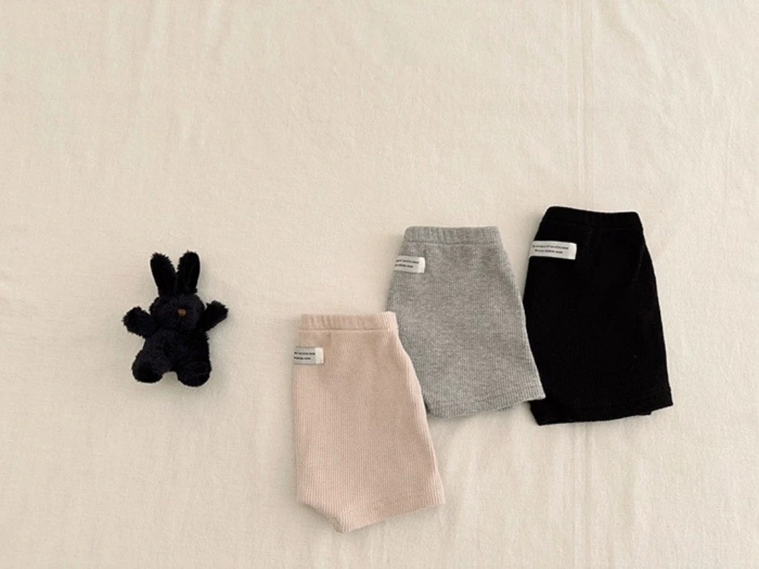 Korean Style Baby Boys Girls Summer Big Butt Short Pants Pure Color Waffle Patterned Infant Toddler Kids Short Shorts
Korean Style Baby Boys Girls Summer Big Butt Short Pants Pure Color Waffle Patterned Infant Toddler Kids Short Shorts