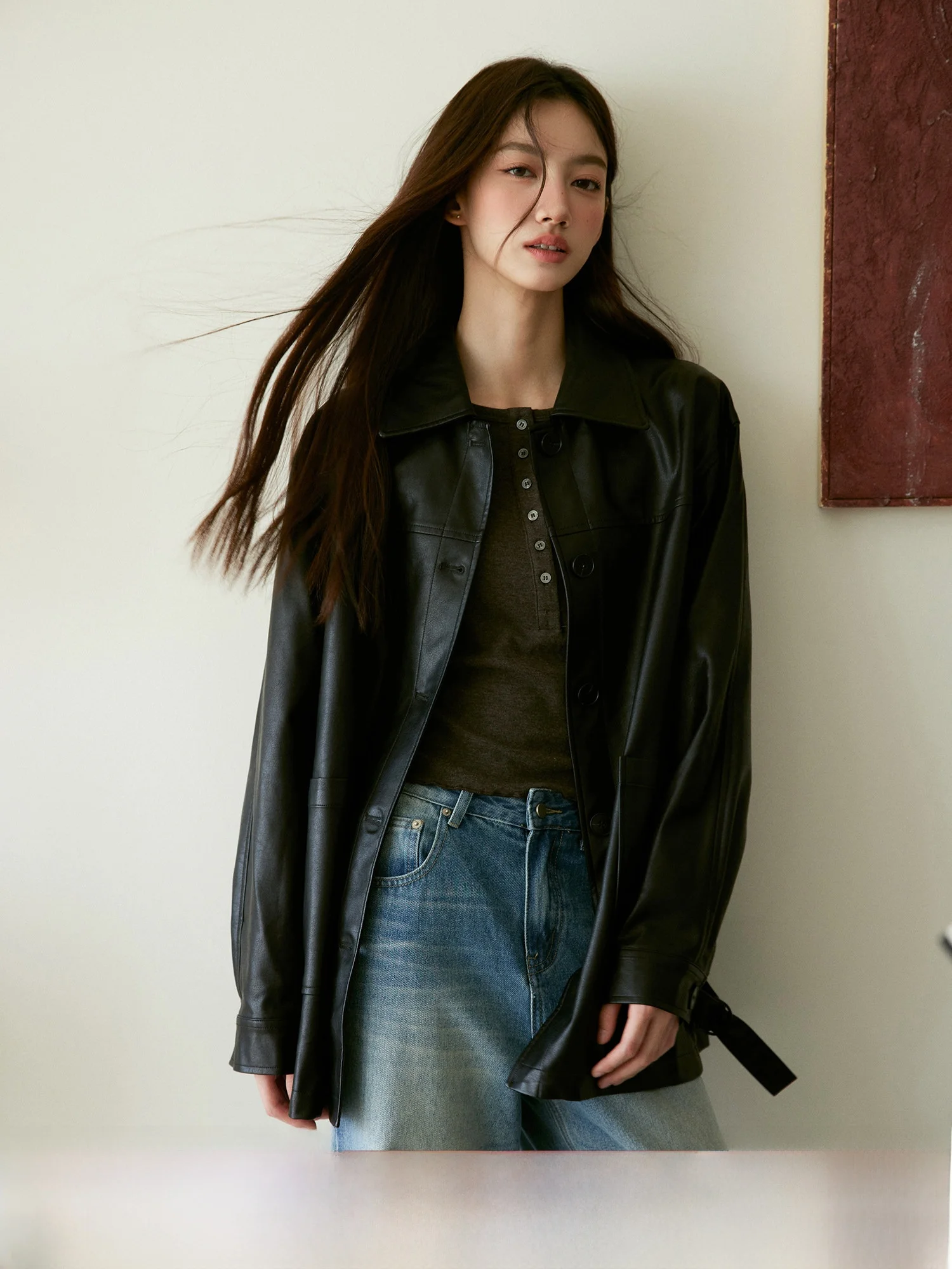 Retro High-End Black Leather Jacket Women's Coat Middle-Length Turn-down Collar Female Outerwear Korean Style Long Sleeve
Retro High-End Black Leather Jacket Women's Coat Middle-Length Turn-down Collar Female Outerwear Korean Style Long Sleeve