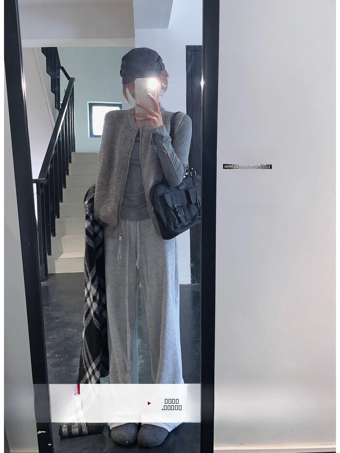 Жилет LILI Miss Layering Rule с круглым вырезом, на молнии, в стиле бейсбольной куртки, теплый, из хлопка и полиэстера, повседневный, для города
Жилет LILI Miss Layering Rule с круглым вырезом, на молнии, в стиле бейсбольной куртки, теплый, из хлопка и полиэстера, повседневный, для города