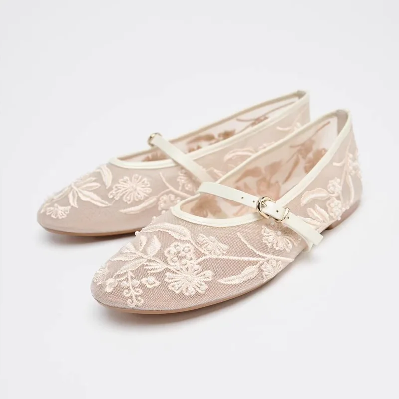 2025 New Floral Embroidery Flats Women's Casual Shoes Summer Comfortable Light Color Leather Loafers Light Tone Women's Shoes
2025 New Floral Embroidery Flats Women's Casual Shoes Summer Comfortable Light Color Leather Loafers Light Tone Women's Shoes