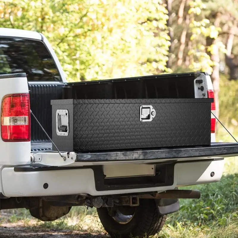 990 x 330 x 254 mm truck toolbox. Lockable 83-liter truck toolbox storage box, suitable for RVs, cars, etc.
990 x 330 x 254 mm truck toolbox. Lockable 83-liter truck toolbox storage box, suitable for RVs, cars, etc.