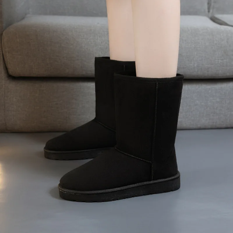 Winter Women Snow Boots New Warm Shoes Thickened Velvet Versatile Womens Boots Anti Slip Martin Boots Fashion Platform Boots
Winter Women Snow Boots New Warm Shoes Thickened Velvet Versatile Womens Boots Anti Slip Martin Boots Fashion Platform Boots
