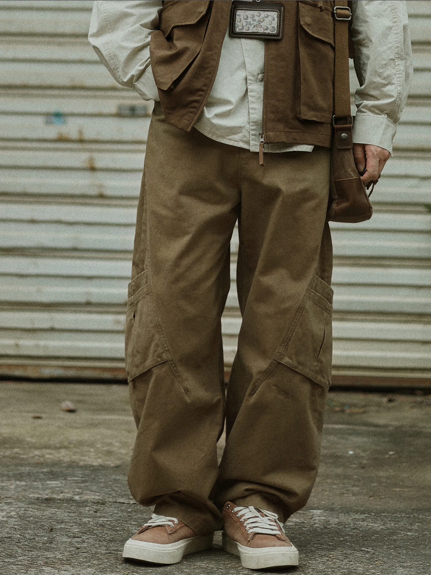 Youth Casual Pants Straight Leg Knife Design Large Pockets Men's Loose Fit Khaki Cotton Workwear Style Autumn Design
Youth Casual Pants Straight Leg Knife Design Large Pockets Men's Loose Fit Khaki Cotton Workwear Style Autumn Design