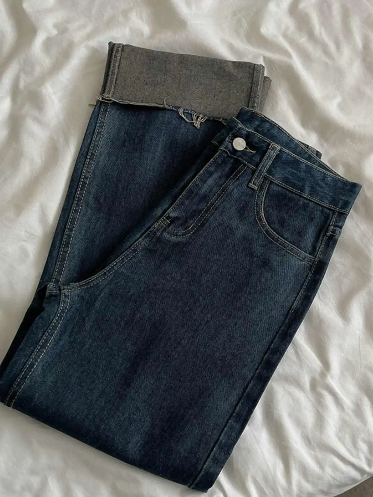 Women Straight Cuffed Jeans Vintage Blue High Waist Wide Leg Pants Korean Spring Summer Female Denim Pant Streetwear
Women Straight Cuffed Jeans Vintage Blue High Waist Wide Leg Pants Korean Spring Summer Female Denim Pant Streetwear