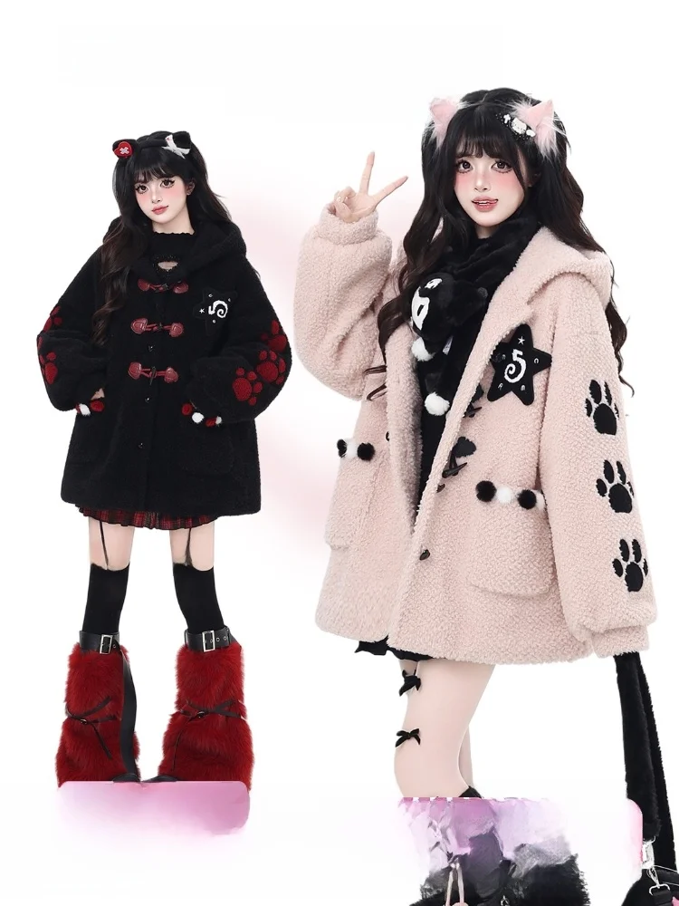 Cute Claw Embroidery Warm Hooded Lamb Velvet Cotton Jaet Women's Winter Coat Thiened Long Sve Casual Loose Fit
Cute Claw Embroidery Warm Hooded Lamb Velvet Cotton Jaet Women's Winter Coat Thiened Long Sve Casual Loose Fit