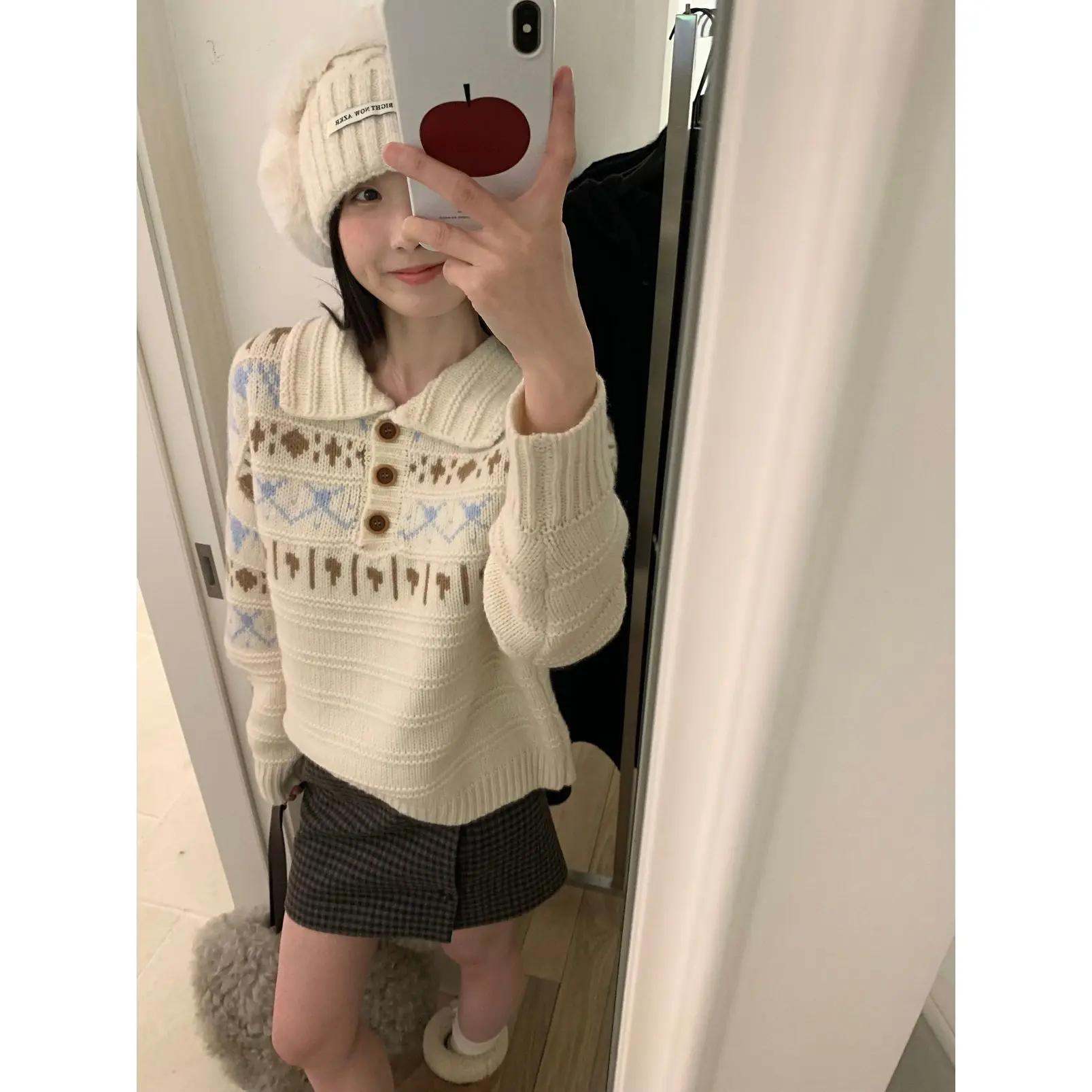 2024 Autumn Winter Fair Isle Korean Style Jacquard Knit Cardigan for Women Thickened Sweater Jacket Preppy Look Cozy Outerwear
2024 Autumn Winter Fair Isle Korean Style Jacquard Knit Cardigan for Women Thickened Sweater Jacket Preppy Look Cozy Outerwear