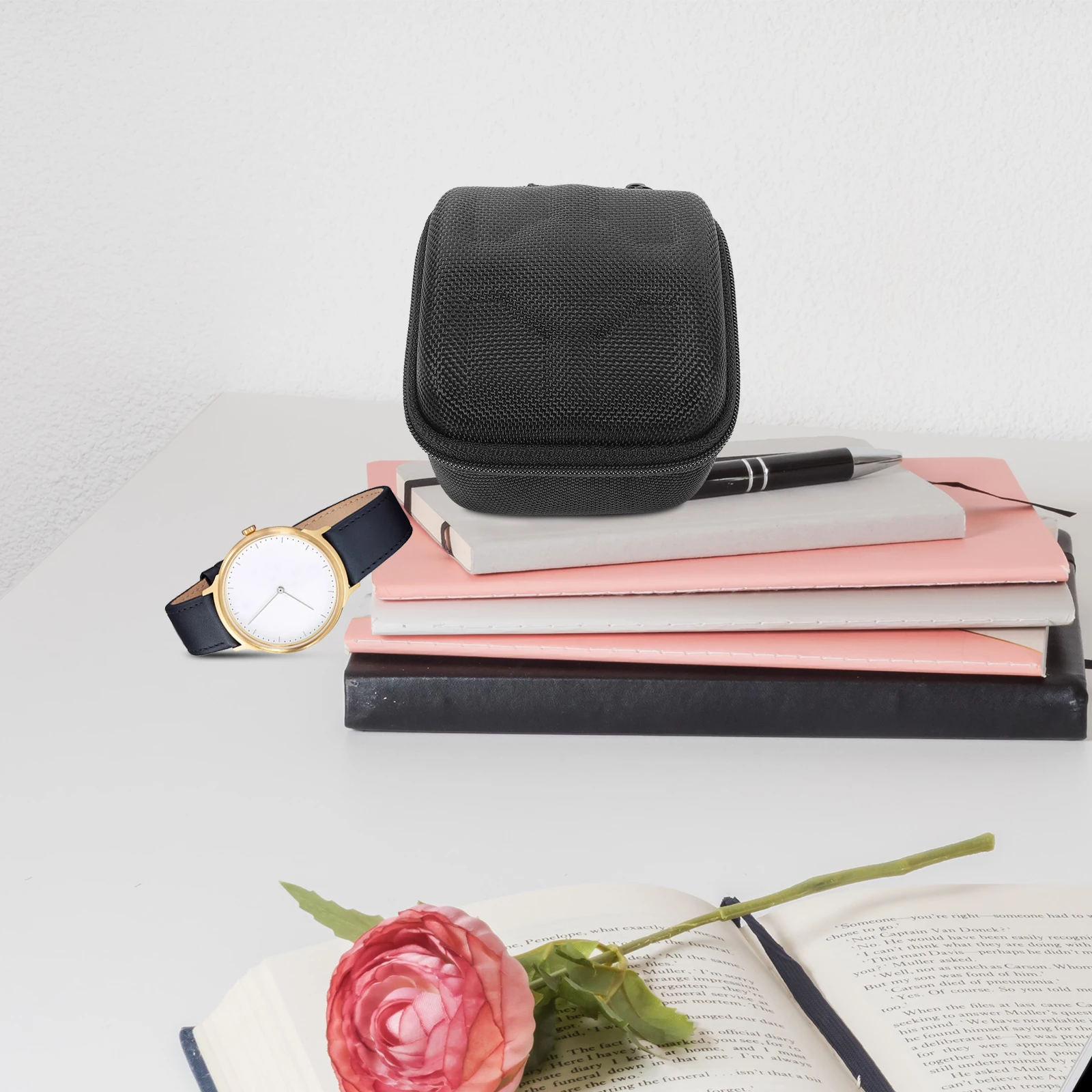 2 Pieces Oxford Cloth Watch Case 22x9x8.5cm Storage Container for Watches Jewelry Lightweight Anti fall Travel Outdoor ganizer
2 Pieces Oxford Cloth Watch Case 22x9x8.5cm Storage Container for Watches Jewelry Lightweight Anti fall Travel Outdoor ganizer