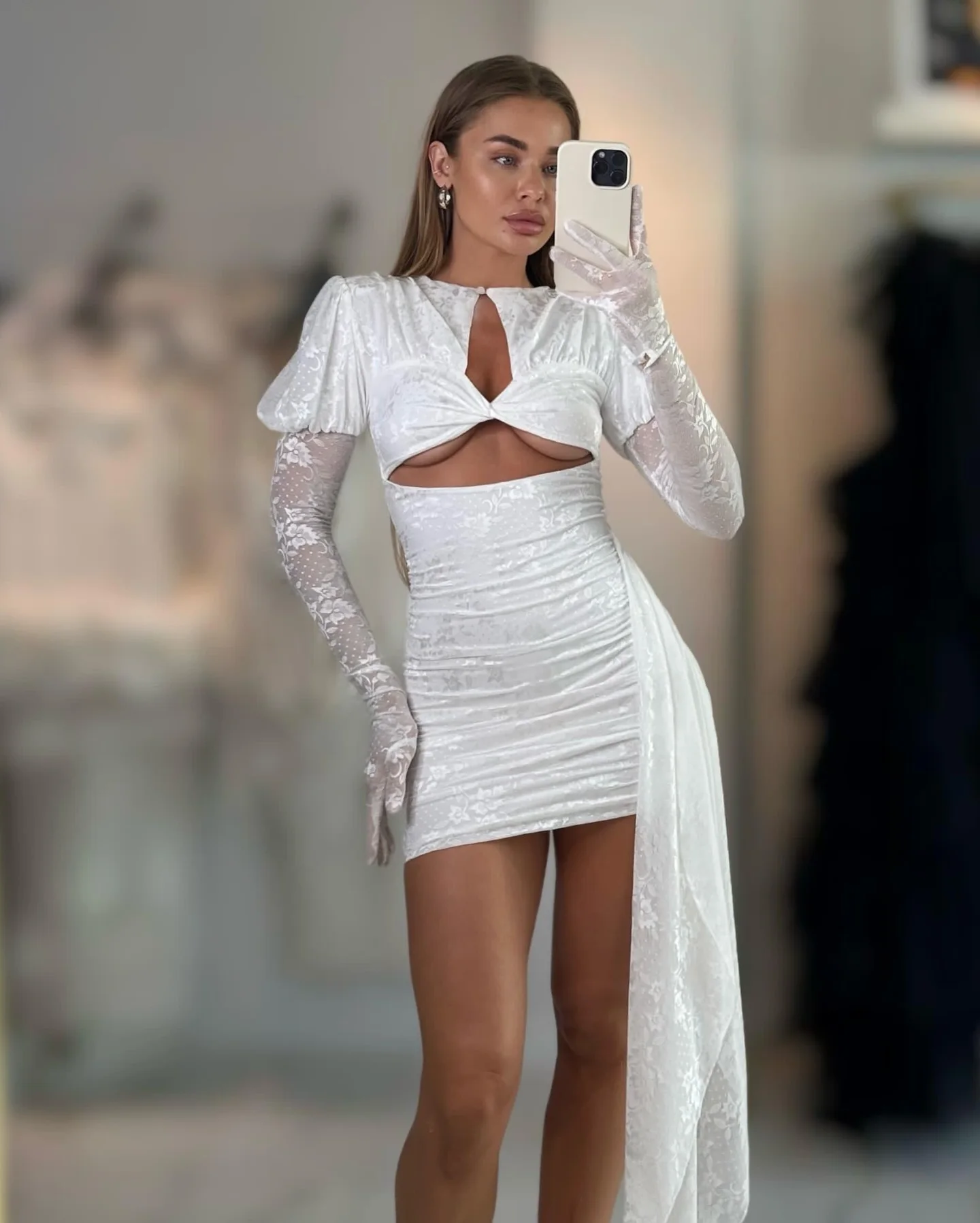 White Dresses For Women Classy Long Gloves Lace Sleeve Cut Out Bodycon Mini Celebrity Evening Club Party Dresses High Quality
White Dresses For Women Classy Long Gloves Lace Sleeve Cut Out Bodycon Mini Celebrity Evening Club Party Dresses High Quality