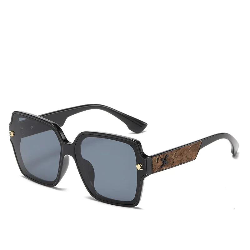 2024 New Luxury Brand Sunglasses for Men and Women Stylish Square Designer Sun Glasses Unisex Driving Fashion Shades UV400
2024 New Luxury Brand Sunglasses for Men and Women Stylish Square Designer Sun Glasses Unisex Driving Fashion Shades UV400