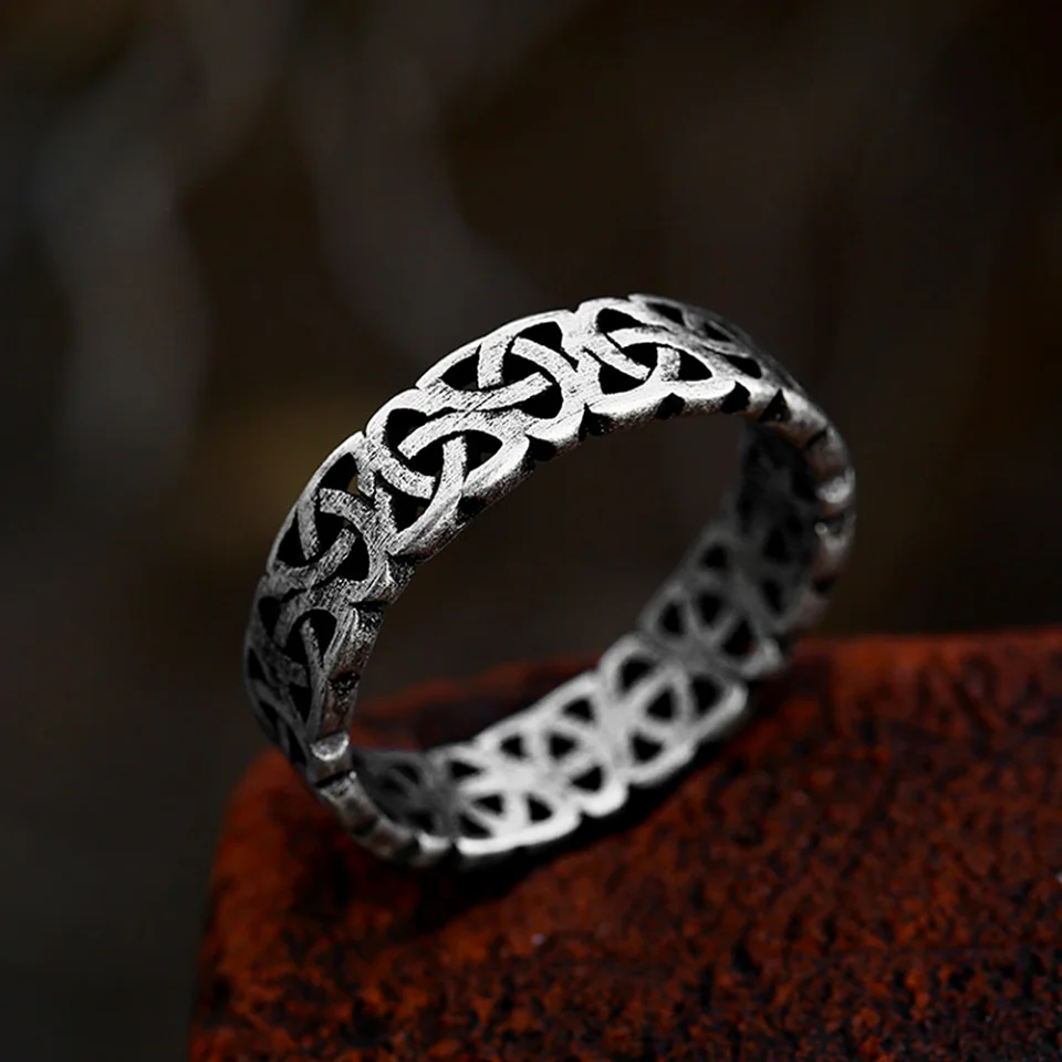 Simple Vintage Viking Celtic Knot Ring For Men 316L Stainless Steel Nordic Valknut Rings Biker Amulet Jewelry Gifts Dropshipping
Simple Vintage Viking Celtic Knot Ring For Men 316L Stainless Steel Nordic Valknut Rings Biker Amulet Jewelry Gifts Dropshipping