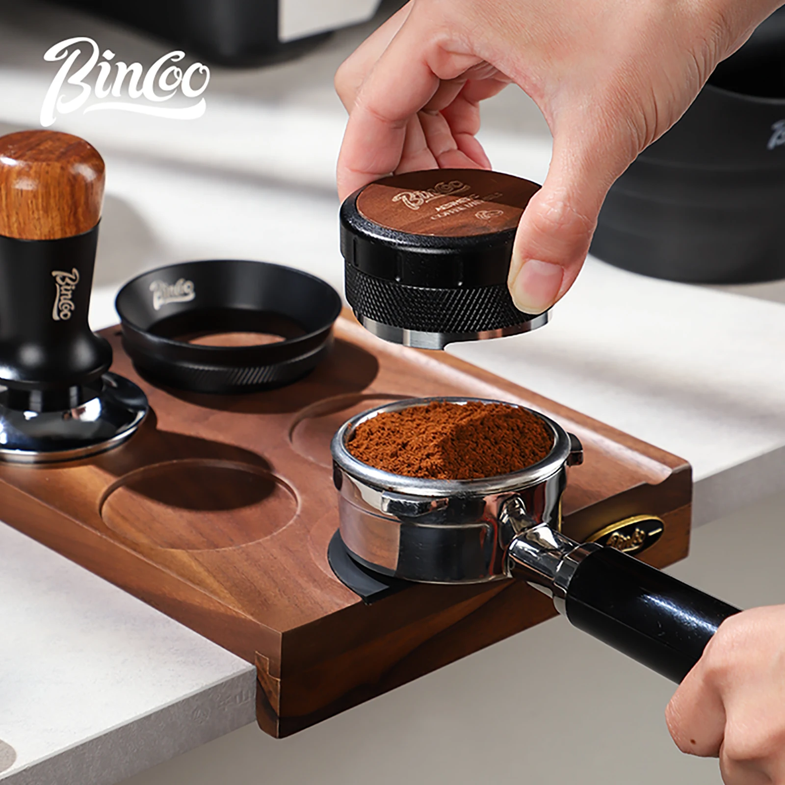 Bincoo 51-58mm Coffee Tamper Multifunctional Pressing Powder Board Espresso Distributor Powder Pad Walnut Storage Work Station
Bincoo 51-58mm Coffee Tamper Multifunctional Pressing Powder Board Espresso Distributor Powder Pad Walnut Storage Work Station