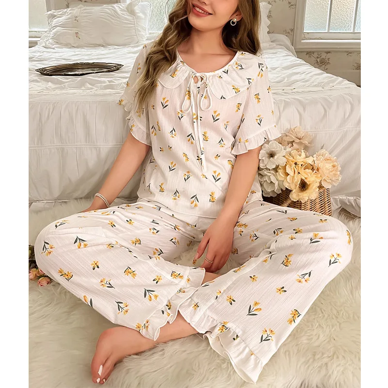Casual, Loose And Comfortable Summer New Cloud Cotton Short Sleeved Pants Pajamas Women's Set Can Be Worn Outdoors
Casual, Loose And Comfortable Summer New Cloud Cotton Short Sleeved Pants Pajamas Women's Set Can Be Worn Outdoors
