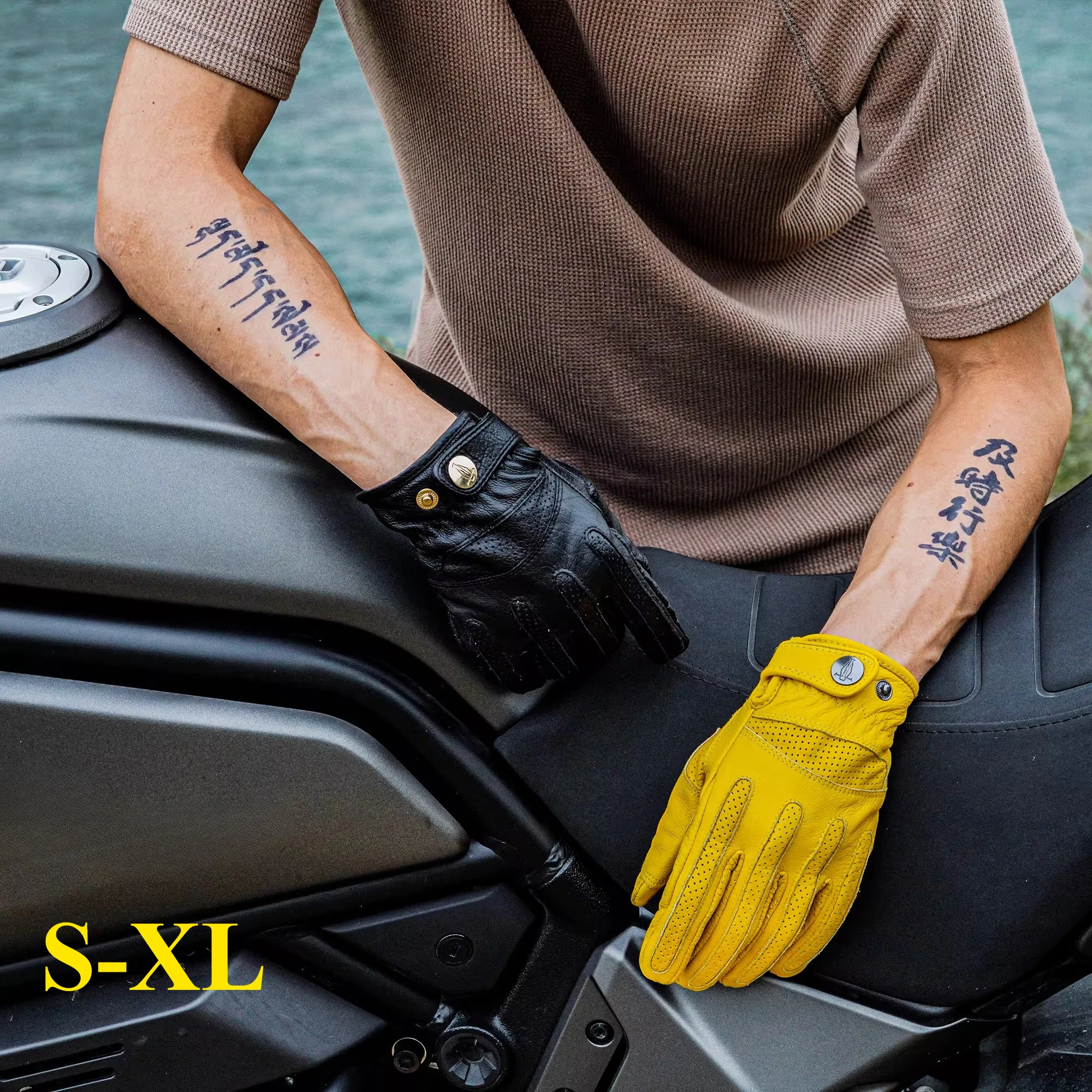 Motorcycle Retro Velvet Gloves Locomotive Riding Autumn and Winter Motorcycle Cowhide Leather Warm Gloves
Motorcycle Retro Velvet Gloves Locomotive Riding Autumn and Winter Motorcycle Cowhide Leather Warm Gloves