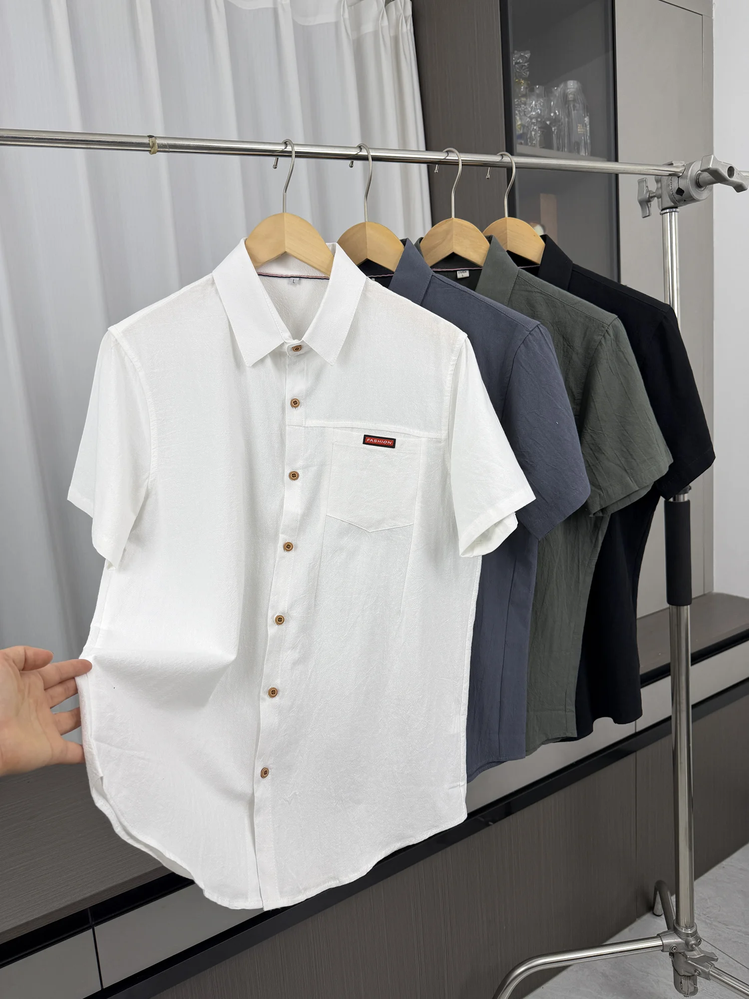 High-End Simple 00% Cotton Waed Summer Men's Casual Color ort Sve Collared irt Breathable Loose Fit ort Sve
High-End Simple 00% Cotton Waed Summer Men's Casual Color ort Sve Collared irt Breathable Loose Fit ort Sve