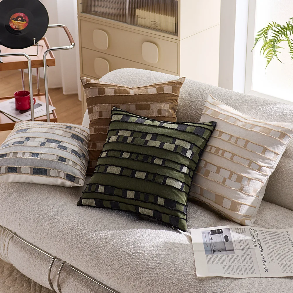 Frayed Edge Striped Plaid Throw Pillow Cover Chenille Pillow Case Modern Minimalist Neutral Tone Cushion Cover for Home Decor
Frayed Edge Striped Plaid Throw Pillow Cover Chenille Pillow Case Modern Minimalist Neutral Tone Cushion Cover for Home Decor