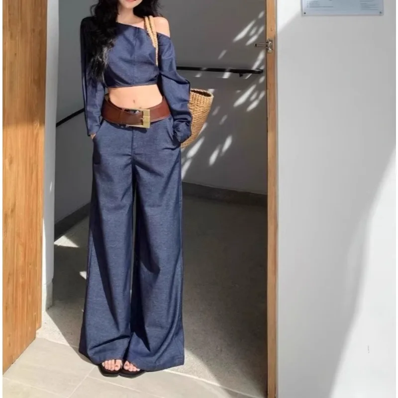 Fashion Suit Women's Autumn 2026 New One-word Shoulder Long Sleeve Top High Waist Wide Leg Pants Two-piece Set No Belt
Fashion Suit Women's Autumn 2026 New One-word Shoulder Long Sleeve Top High Waist Wide Leg Pants Two-piece Set No Belt