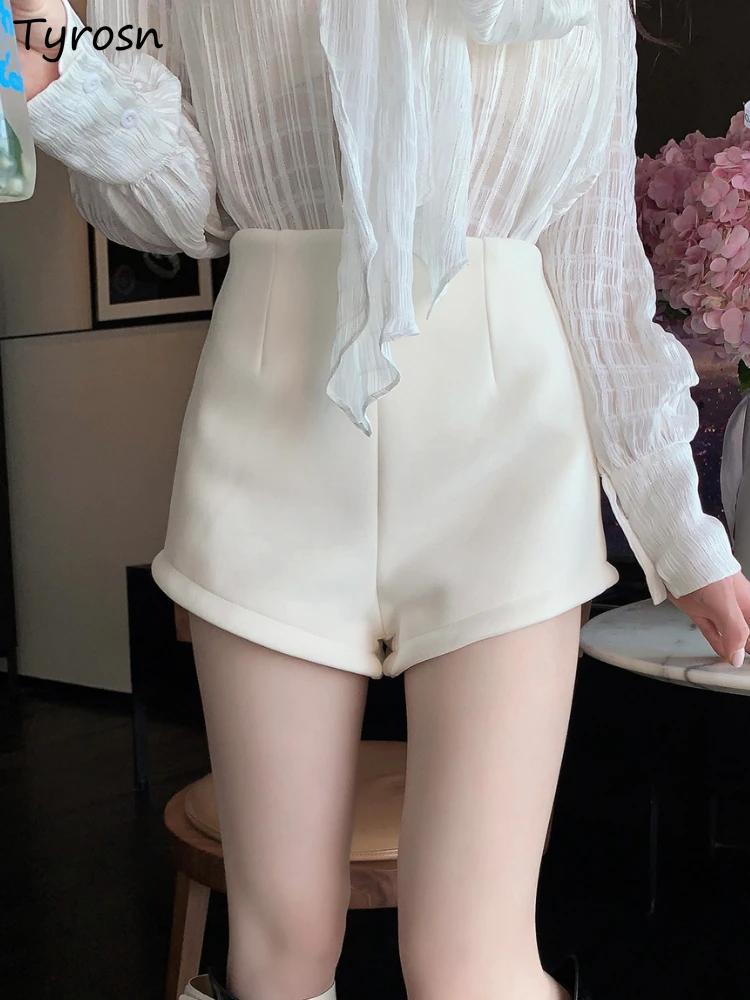 Shorts Women Autumn Design Sexy Chic Classic Solid Creativity Daily Stylish Hitaweet Leisure High Waist All-match Basic Simple
Shorts Women Autumn Design Sexy Chic Classic Solid Creativity Daily Stylish Hitaweet Leisure High Waist All-match Basic Simple