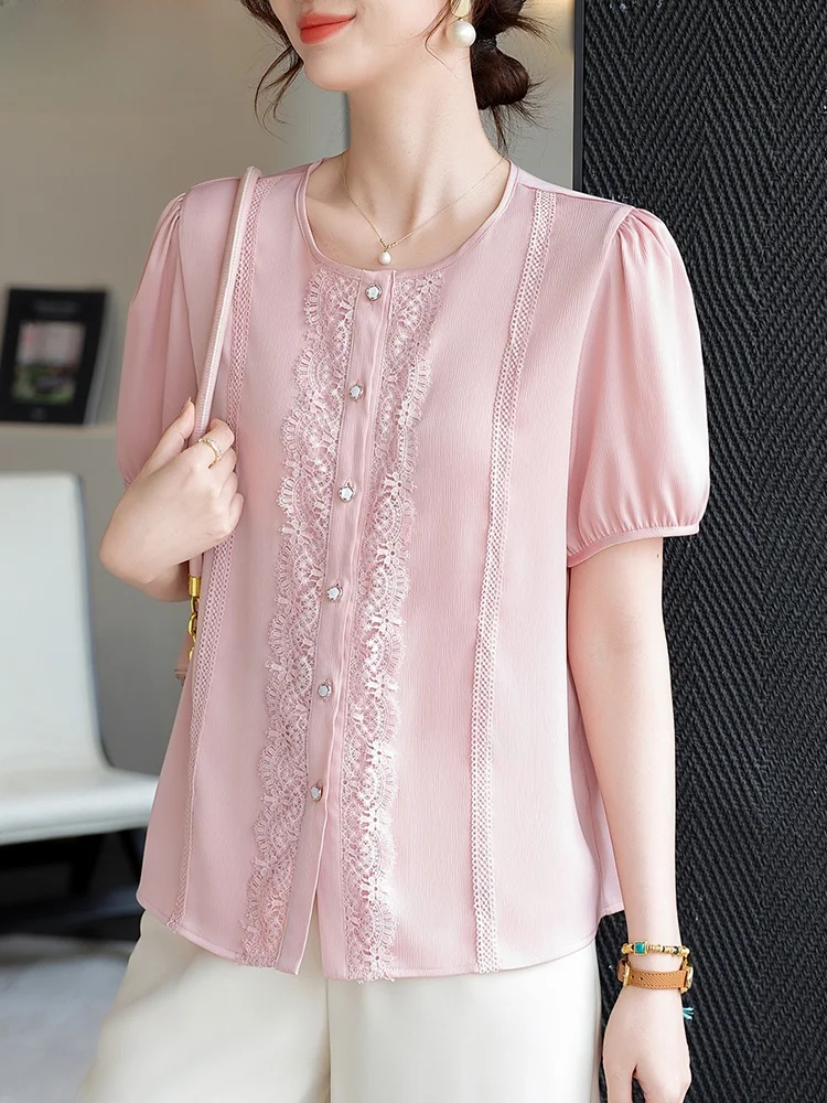 Elegant Young Mom Summer Outfit 2025 New Style Chiffon Top Mid-Aged Women Summer Shirt Fashionable Loose Fit round Neck Singl...
Elegant Young Mom Summer Outfit 2025 New Style Chiffon Top Mid-Aged Women Summer Shirt Fashionable Loose Fit round Neck Singl...