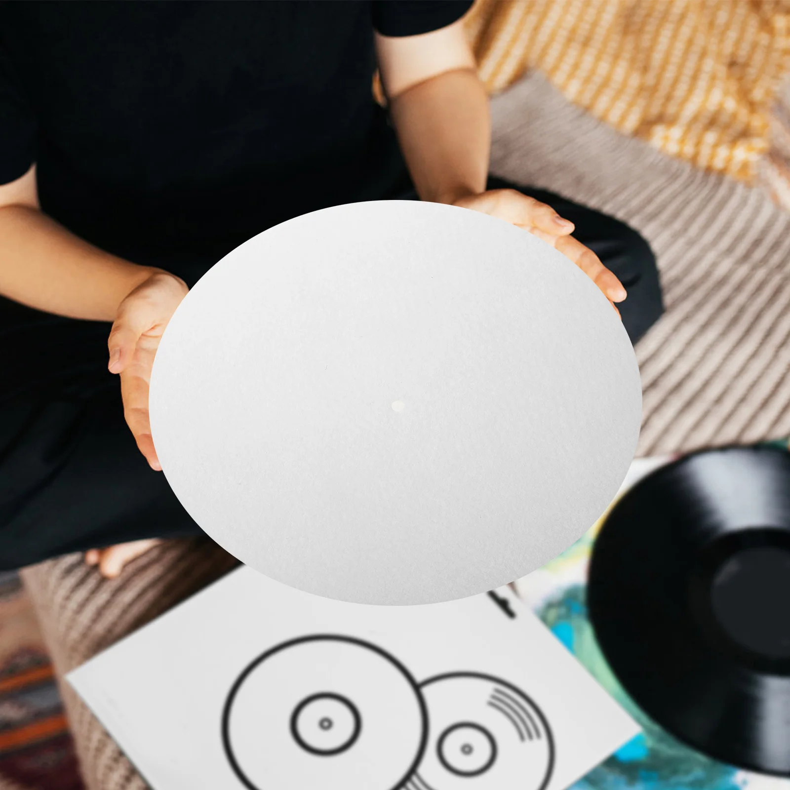 Vinyl Record Mat Anti-static Player Noise-reducing Slipmat for Turntables Felt Records Protective Pad Platter
Vinyl Record Mat Anti-static Player Noise-reducing Slipmat for Turntables Felt Records Protective Pad Platter
