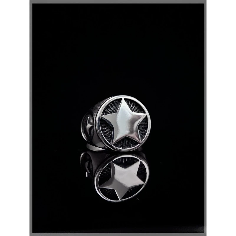 Star Seal Ring Men's Light Luxury High-end Niche Design Tail Ring Retro American Jewelry Ring
Star Seal Ring Men's Light Luxury High-end Niche Design Tail Ring Retro American Jewelry Ring
