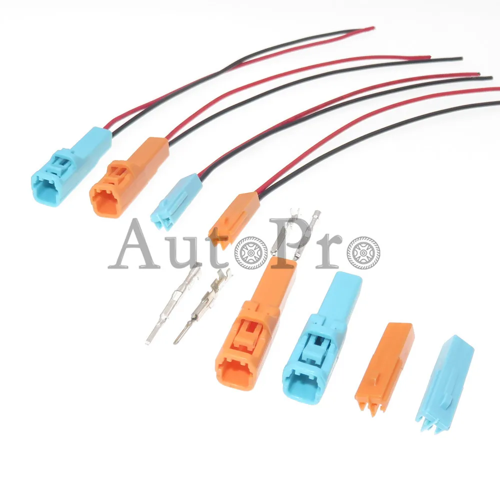 1 комплект, автомобильный проводной терминал с 2 отверстиями, незапечатанный разъем, стартер 6098-3857 6098-3853, автомобильная розетка, автомобильный проводной кабель, вилка
1 комплект, автомобильный проводной терминал с 2 отверстиями, незапечатанный разъем, стартер 6098-3857 6098-3853, автомобильная розетка, автомобильный проводной кабель, вилка