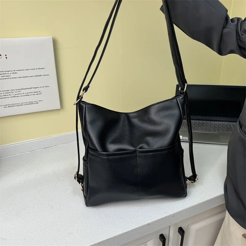 New shoulder bag, lightweight commuting bag for college students, fashionable and large capacity tote bag for both shoulders
New shoulder bag, lightweight commuting bag for college students, fashionable and large capacity tote bag for both shoulders