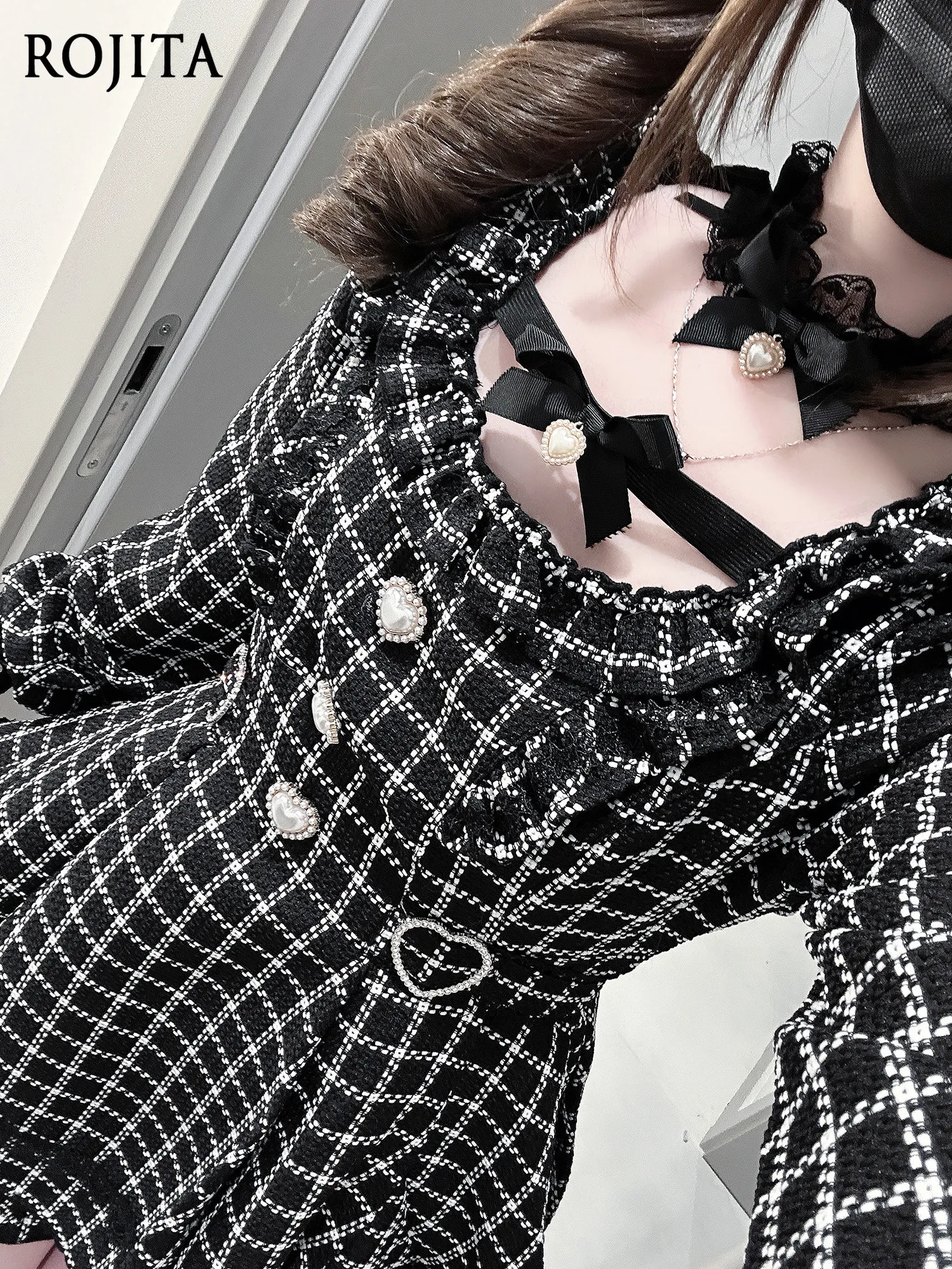 Women's Black White Houndstooth Jirai Kei Dress Gothic Lolita Style with Lace Trim Bow and Heart Buttons Japanese Shorts Set
Women's Black White Houndstooth Jirai Kei Dress Gothic Lolita Style with Lace Trim Bow and Heart Buttons Japanese Shorts Set