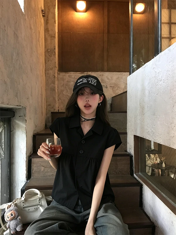 American Girl Feel Button Doll Collar Shirt Women Summer College Style Short Sleeve Black Loose Sweet Top Casual Loose Fit
American Girl Feel Button Doll Collar Shirt Women Summer College Style Short Sleeve Black Loose Sweet Top Casual Loose Fit