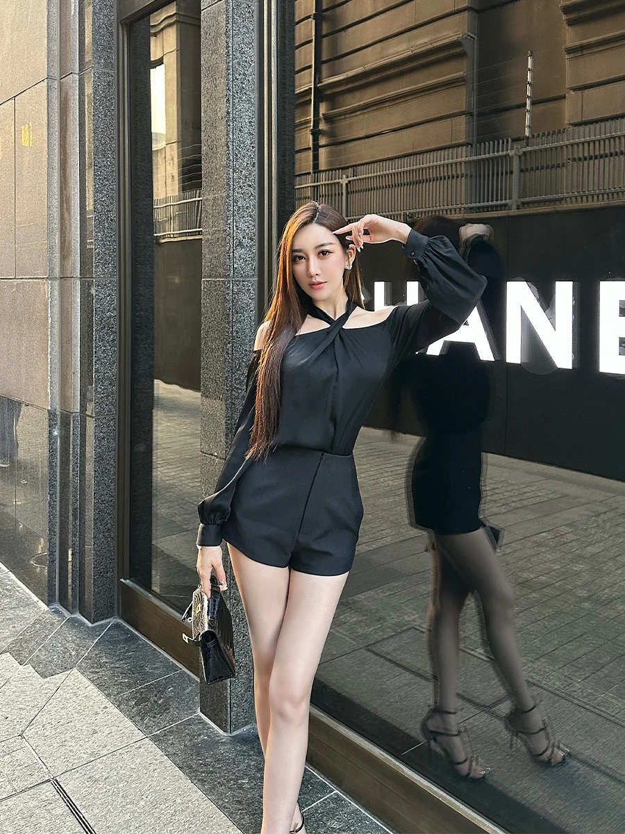 Sexy Shoulder Bared Silk T-Shirt Women's Cross Neck Long Sleeve Mummy True Silk Silk Commute Style Korean Version
Sexy Shoulder Bared Silk T-Shirt Women's Cross Neck Long Sleeve Mummy True Silk Silk Commute Style Korean Version