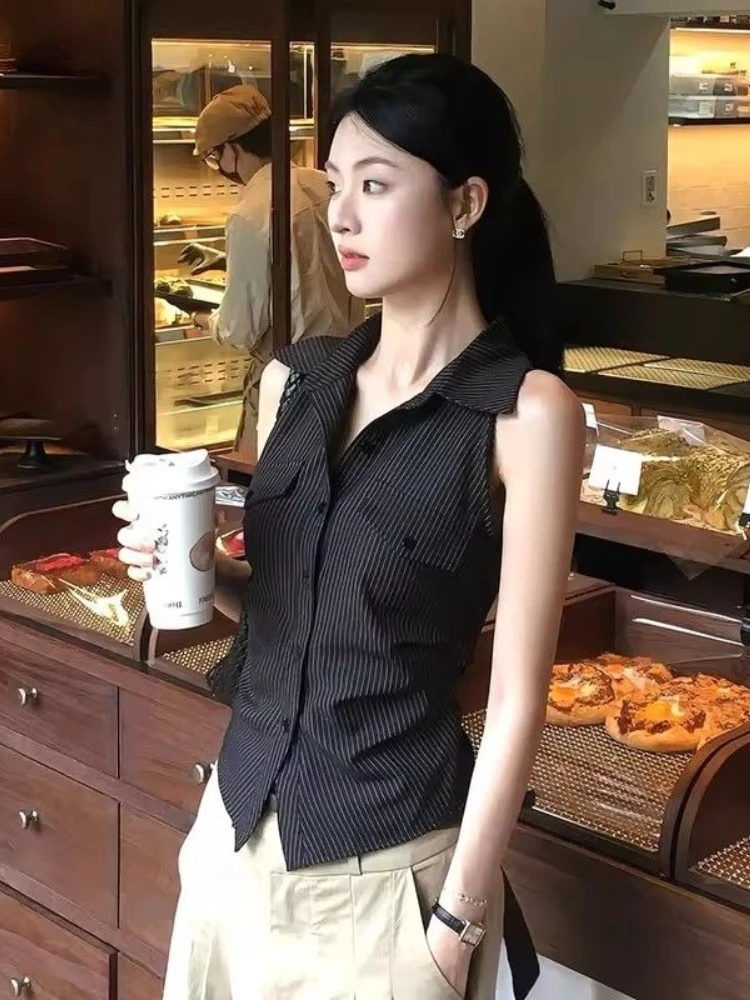 Deeptown Black Striped Women Shirts Vintage Elegant Sleeveless Lace Up Korean Fashion Cropped Blouses Slim Off Shoulder Casual
Deeptown Black Striped Women Shirts Vintage Elegant Sleeveless Lace Up Korean Fashion Cropped Blouses Slim Off Shoulder Casual