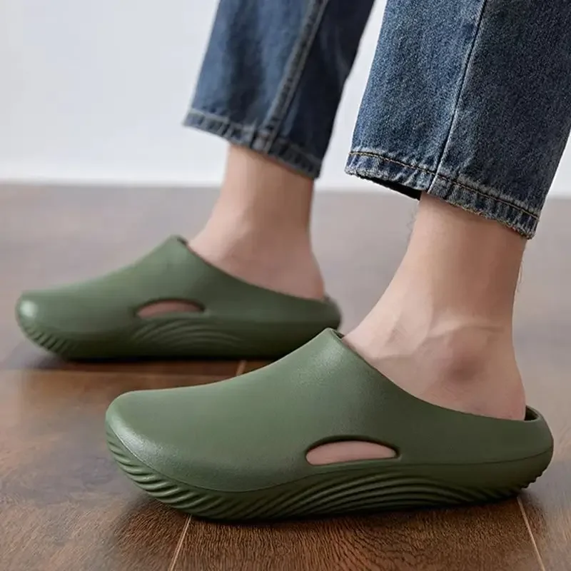 Men's Slippers Summer New Baotou Cave Slippers Outdoor Thick Soled Non Slip Sandals Lightweight Beach Casual Slippers
Men's Slippers Summer New Baotou Cave Slippers Outdoor Thick Soled Non Slip Sandals Lightweight Beach Casual Slippers