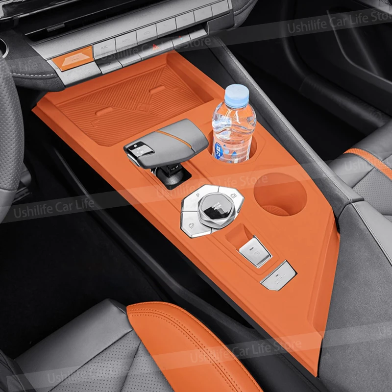 Для Changan Univ 2022 2023 2024 2025 автомобильный центр управления переключением передач силиконовый защитный коврик аксессуары для модификации от царапин
Для Changan Univ 2022 2023 2024 2025 автомобильный центр управления переключением передач силиконовый защитный коврик аксессуары для модификации от царапин