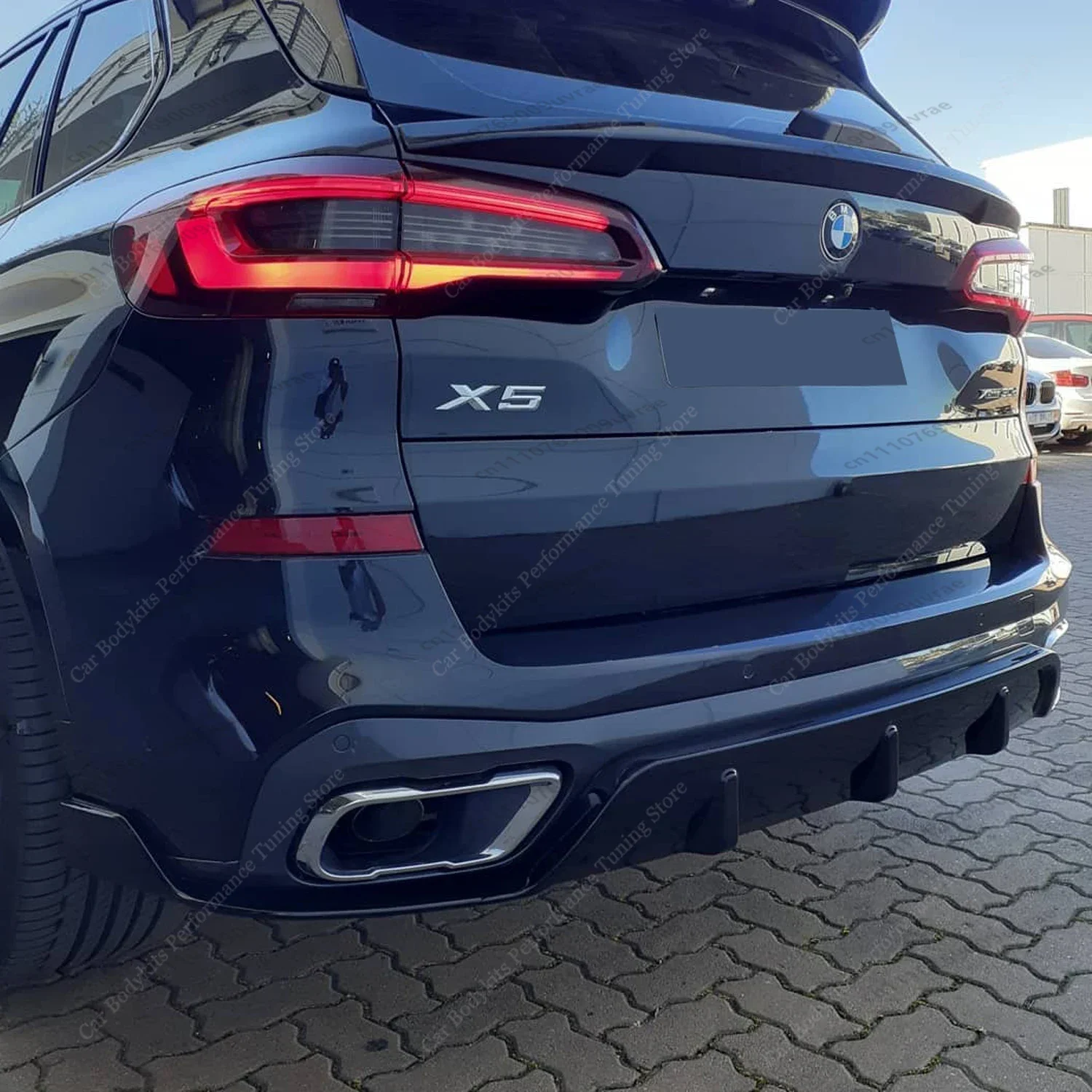 For Bmw X5 G05 MP Style ABS Rear Bumper Splitter Lip Rear Diffuser X5 M50i M50d M60i M60d M Sport Bodykits 2018-2025 Tuning
For Bmw X5 G05 MP Style ABS Rear Bumper Splitter Lip Rear Diffuser X5 M50i M50d M60i M60d M Sport Bodykits 2018-2025 Tuning