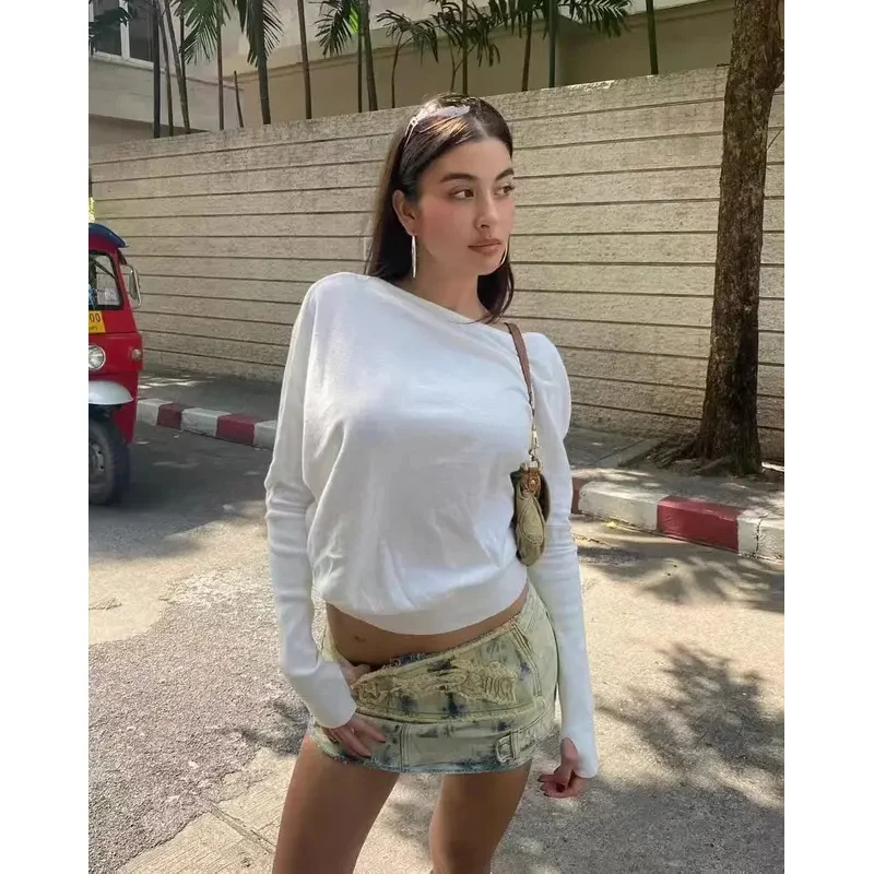 Bear House Anime C Iamgia White Slant Sweater Cover Shirt, 1Piece Two Wear, Single , Exposed Shoulder, ZoZ*1h9
Bear House Anime C Iamgia White Slant Sweater Cover Shirt, 1Piece Two Wear, Single , Exposed Shoulder, ZoZ*1h9