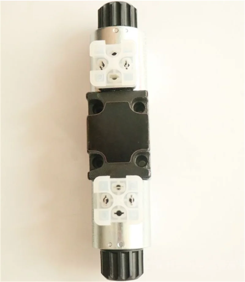DS3 DS5 VALVE DS3-S3/11N-D24K1 DS3-SA3/11N-D24K1 DS3-S2/11N-D24K1 Hydraulic Directional Control Valve
DS3 DS5 VALVE DS3-S3/11N-D24K1 DS3-SA3/11N-D24K1 DS3-S2/11N-D24K1 Hydraulic Directional Control Valve