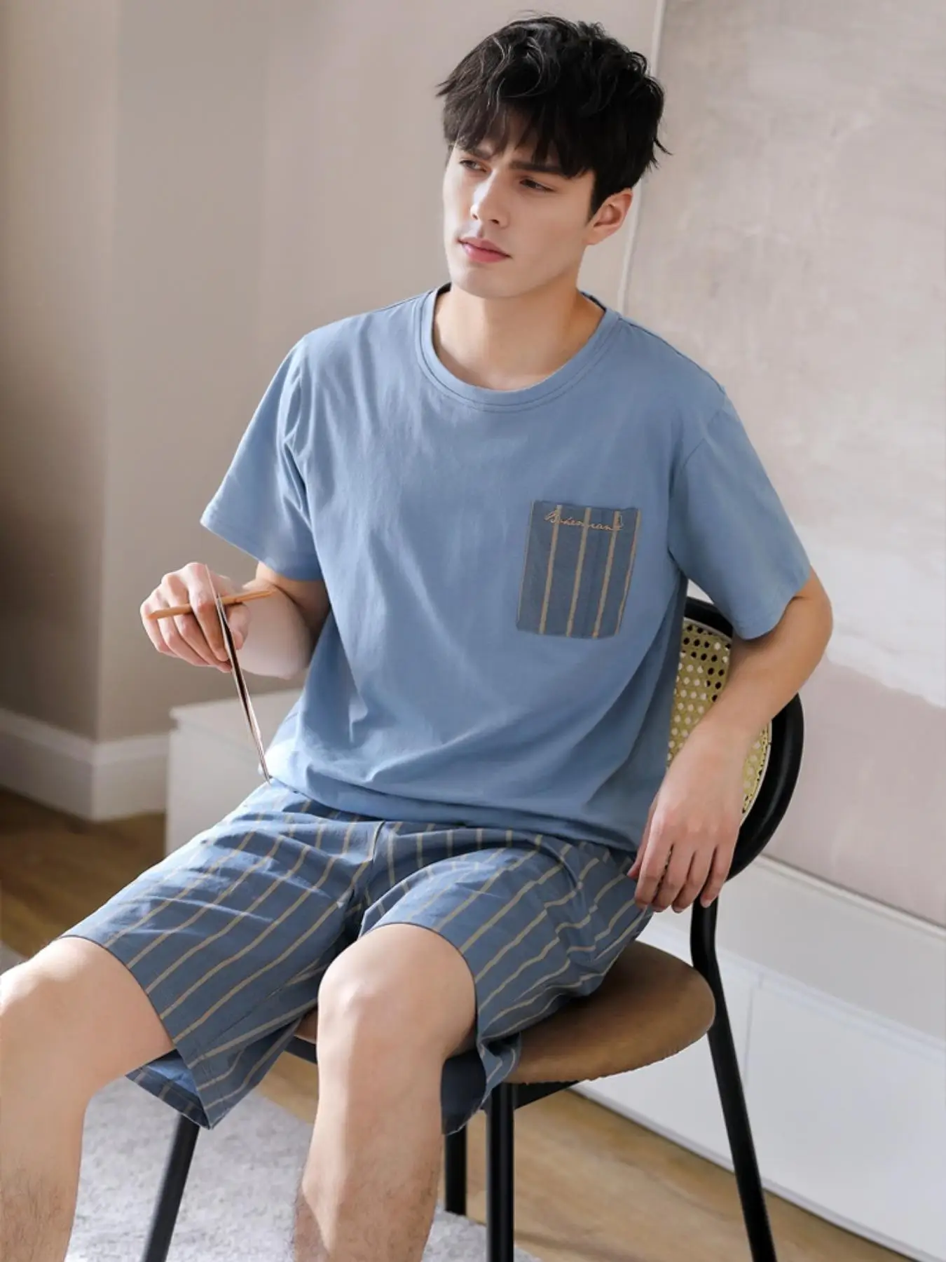 Men's Pajamas, Summer Short Sleeve and Shorts Set, Lightweight Plus Size Men's Homewear for Summer Men's pajama set with short-
Men's Pajamas, Summer Short Sleeve and Shorts Set, Lightweight Plus Size Men's Homewear for Summer Men's pajama set with short-