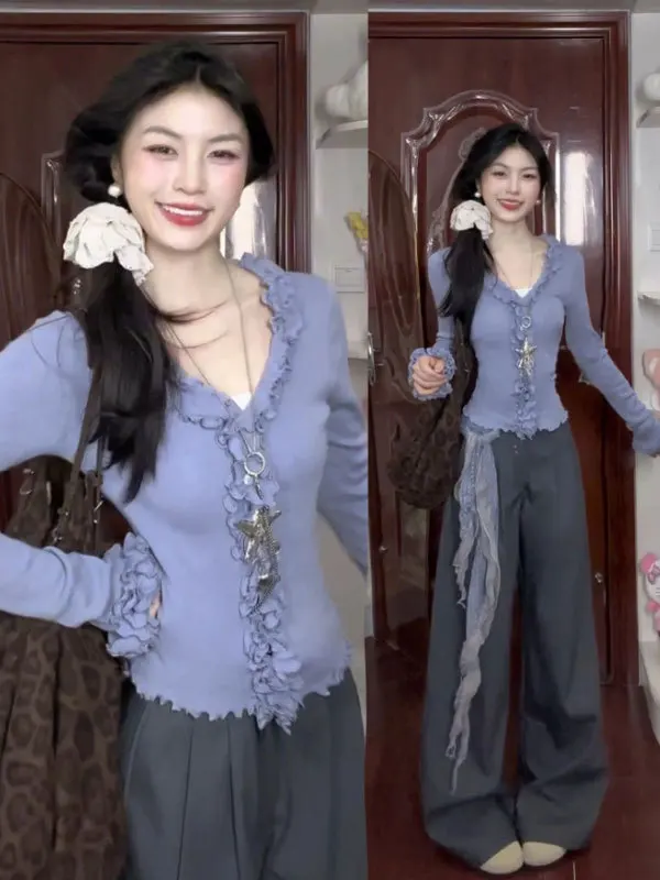 Retro Stylish Purple T-Shirt Women's Slim Fit V-Neck Floral Lace Trim Spring 2024 Fashion Trend Streetwear Commute Casual
Retro Stylish Purple T-Shirt Women's Slim Fit V-Neck Floral Lace Trim Spring 2024 Fashion Trend Streetwear Commute Casual