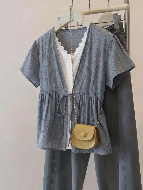 Floral Print Short Sleeve Shirt Women's Korean Style Loose Fit Summer New Arrival Big Size Doll Shirt Casual Top
Floral Print Short Sleeve Shirt Women's Korean Style Loose Fit Summer New Arrival Big Size Doll Shirt Casual Top