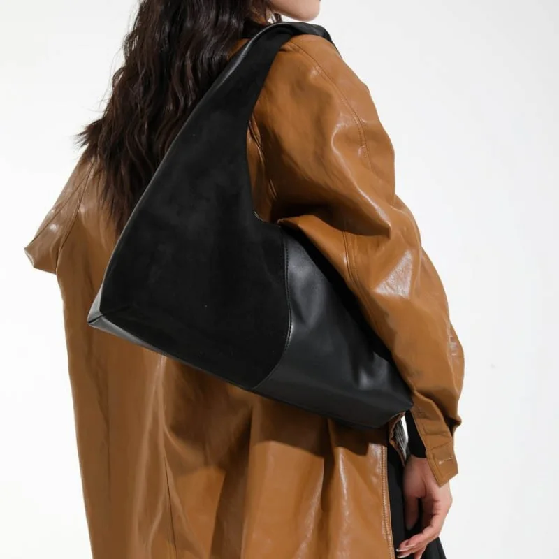 Роскошная брендовая модная кожаная женская большая сумка, классическая элегантная популярная парижская элегантная модная сумка для рукоделия
Роскошная брендовая модная кожаная женская большая сумка, классическая элегантная популярная парижская элегантная модная сумка для рукоделия 