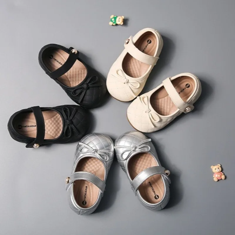 Baby Steps Soft Leather Shoe2026New ClassicChild Daily Versatile Single ShoeFashion Princess Girl Anti Slip Baby Party DressShoe
Baby Steps Soft Leather Shoe2026New ClassicChild Daily Versatile Single ShoeFashion Princess Girl Anti Slip Baby Party DressShoe