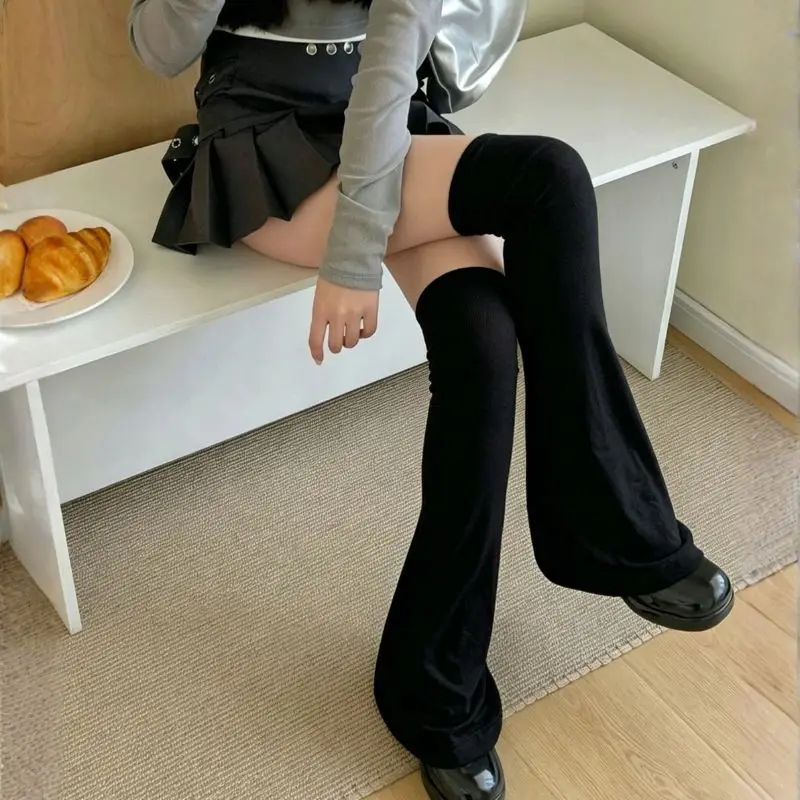 Black White Gothic High Sock Y2K Leg Stockings Lolita Over Knee Leg Warmer Horn Shaped Cuffs Sock For Girls Women Punk Socks
Black White Gothic High Sock Y2K Leg Stockings Lolita Over Knee Leg Warmer Horn Shaped Cuffs Sock For Girls Women Punk Socks