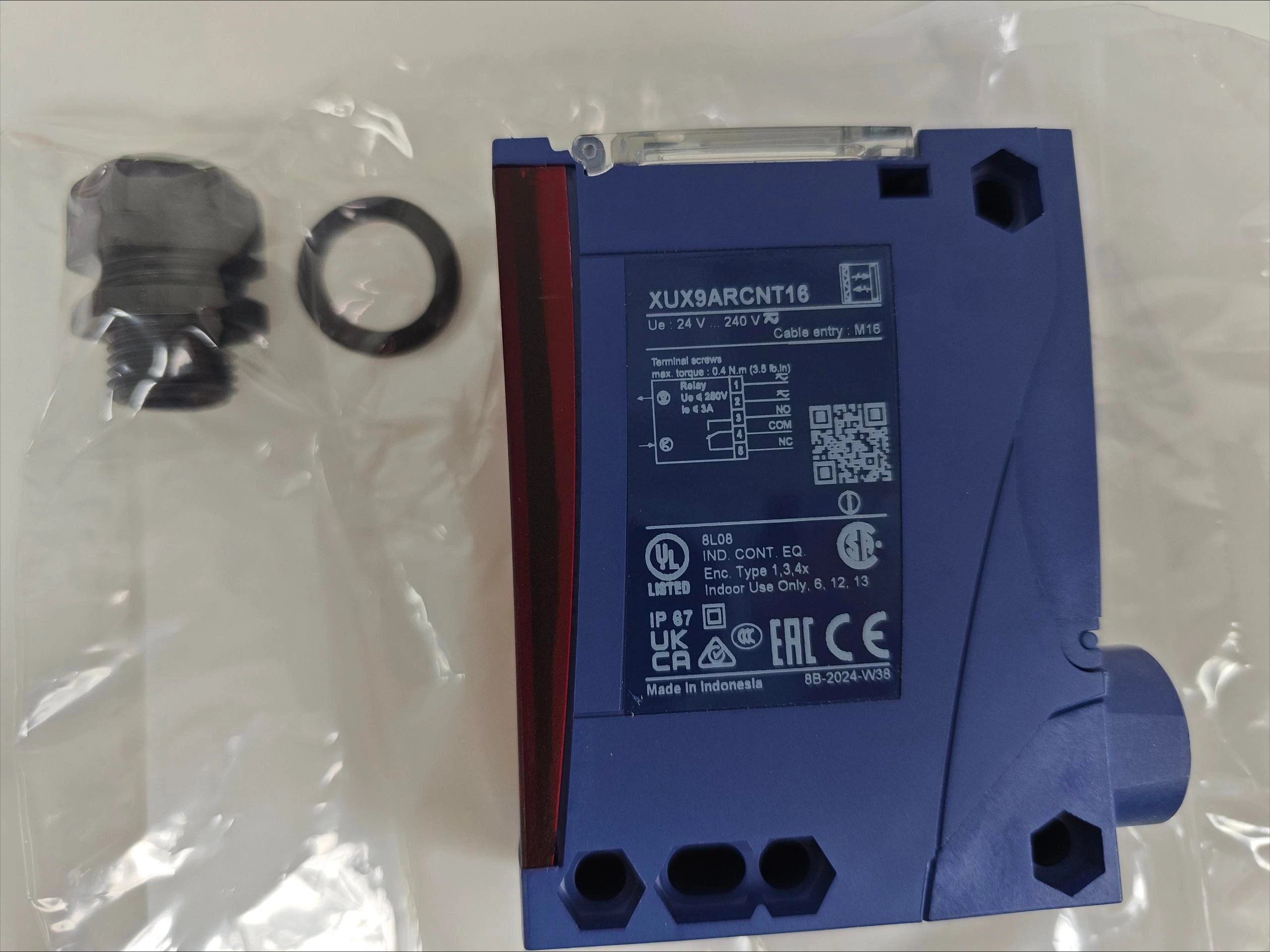 Brand New Original XUX9ARCNT16 XUX9APBNT16 XUX0AKSAT16 XUX0ARCTT16 One Year Warranty
Brand New Original XUX9ARCNT16 XUX9APBNT16 XUX0AKSAT16 XUX0ARCTT16 One Year Warranty