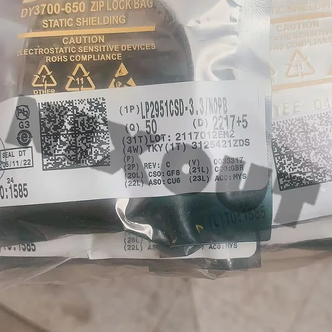 10 шт./партия LP2951CSD-3.3 JM65RD 51AC33B QFN8 обещают 100% оригинальные аутентичные
10 шт./партия LP2951CSD-3.3 JM65RD 51AC33B QFN8 обещают 100% оригинальные аутентичные
