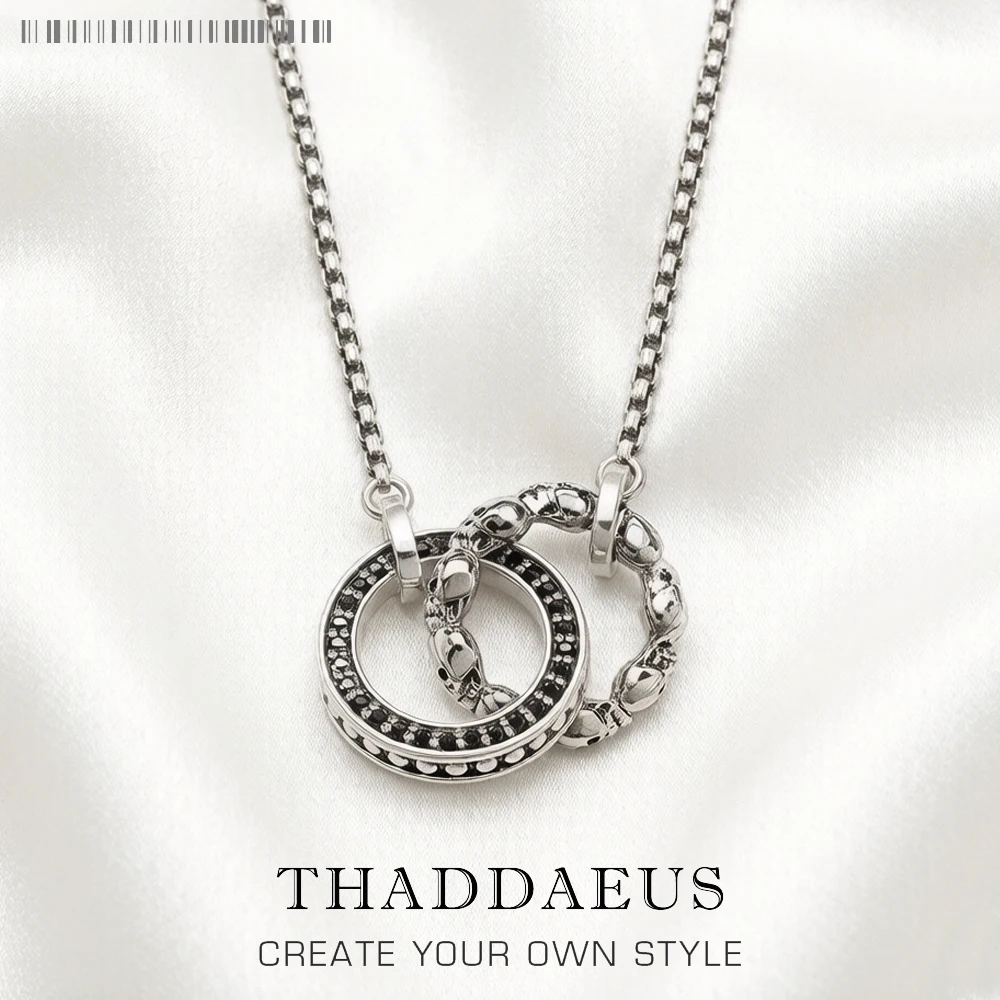 Skull Circle Round Black Stone Necklace Autumn New Link Chain Fine Jewelry 925 Stering Silver Bijoux Vintage Gift For Women Men
Skull Circle Round Black Stone Necklace Autumn New Link Chain Fine Jewelry 925 Stering Silver Bijoux Vintage Gift For Women Men