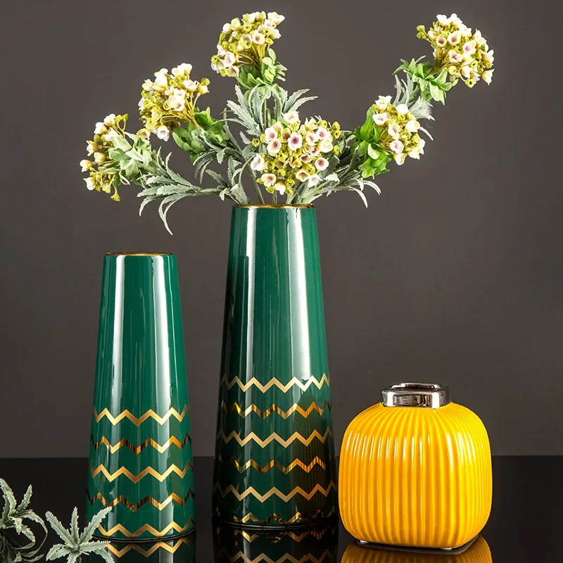 Nordic Light luxury fashion ceramic flower vase ornaments ins home interior living room desktop flower arrangement decoration
Nordic Light luxury fashion ceramic flower vase ornaments ins home interior living room desktop flower arrangement decoration