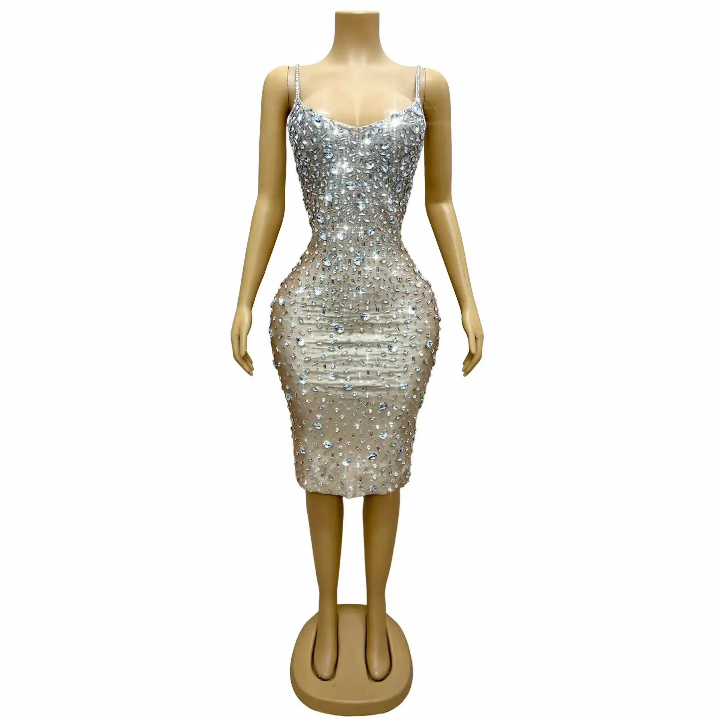 Sexy Shining Rhinestones V-neck Suspenders Knee-length Dress Women Birthday Evening Gowns Show Stage Elegant Photo Shoot Outfit
Sexy Shining Rhinestones V-neck Suspenders Knee-length Dress Women Birthday Evening Gowns Show Stage Elegant Photo Shoot Outfit